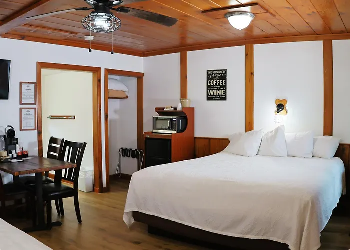 Park Motel And Cabins